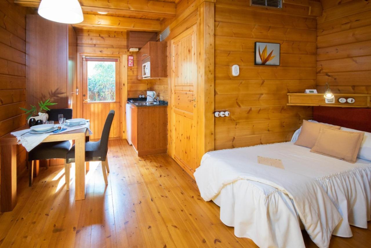 Hotel Somlom - Eco Friendly Montseny Sant Esteve De Palautordera Exteriör bild