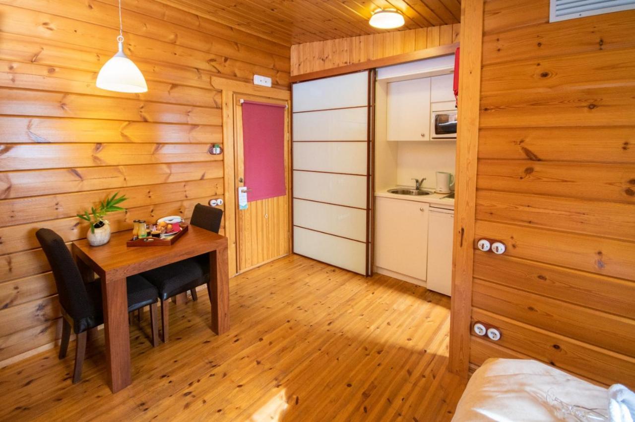 Hotel Somlom - Eco Friendly Montseny Sant Esteve De Palautordera Exteriör bild
